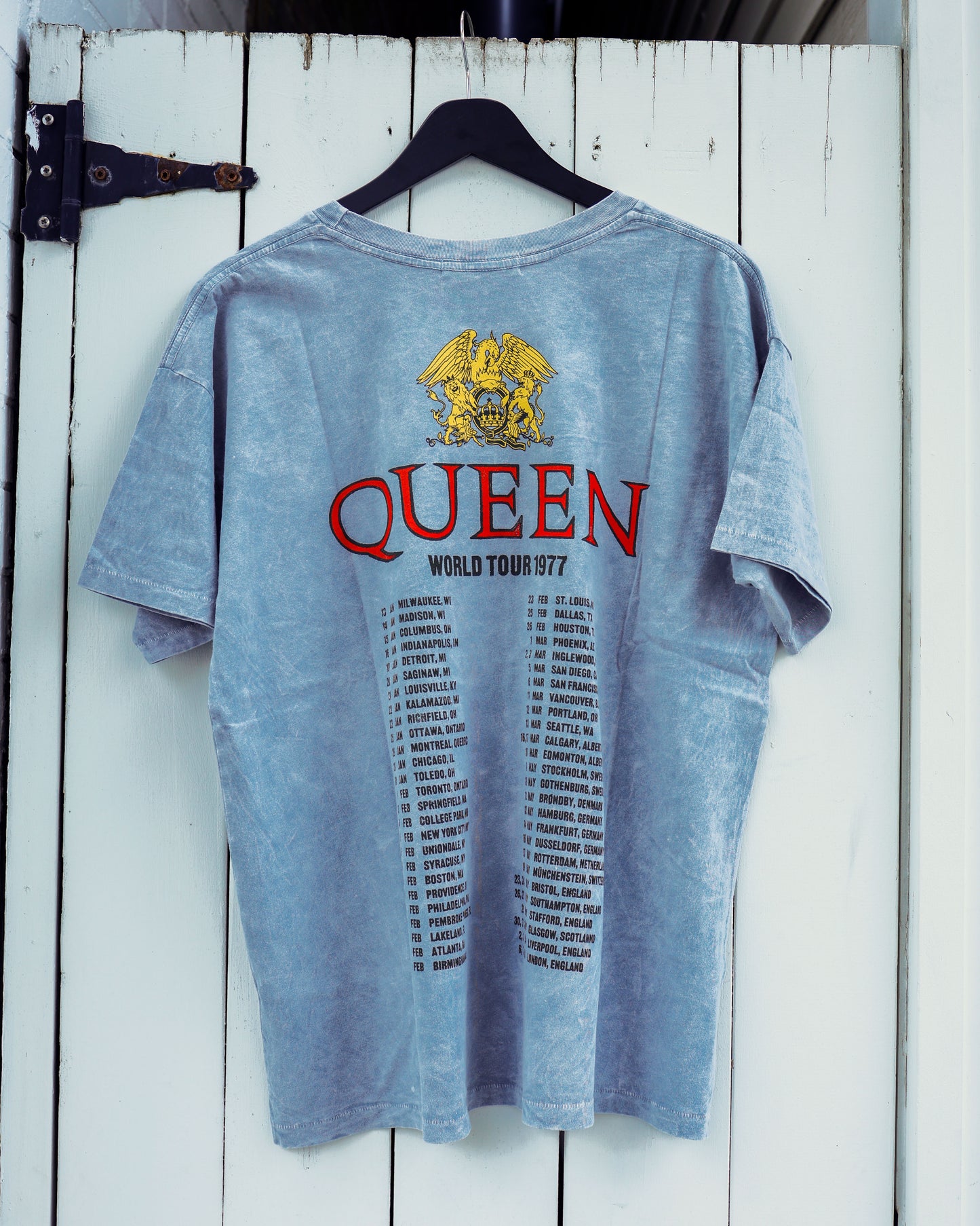 Women's Queen World Tour 1977 Tee - Blue