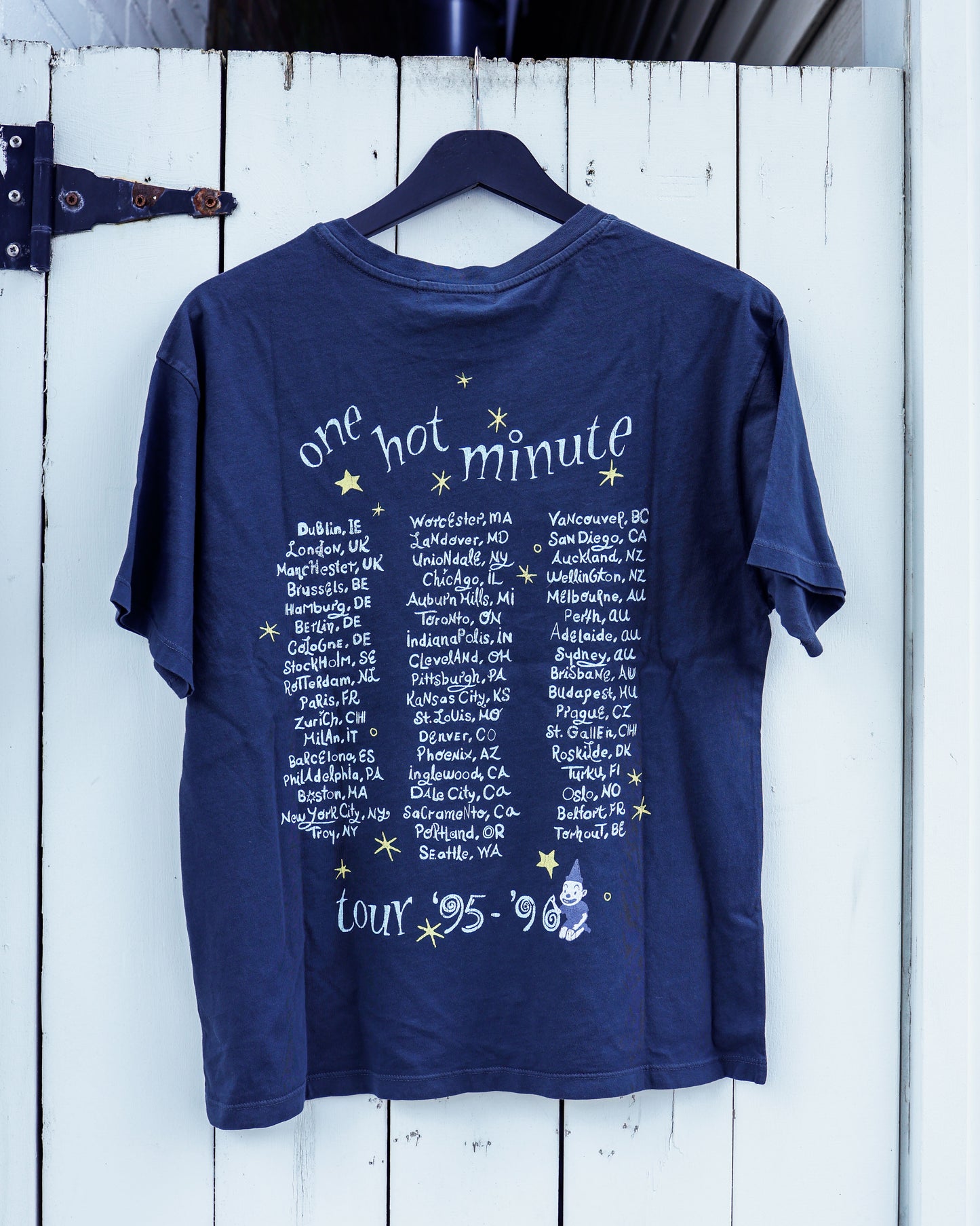 Women's Red Hot Chili Peppers One Hot Minute Boyfriend Tee - Vintage Black