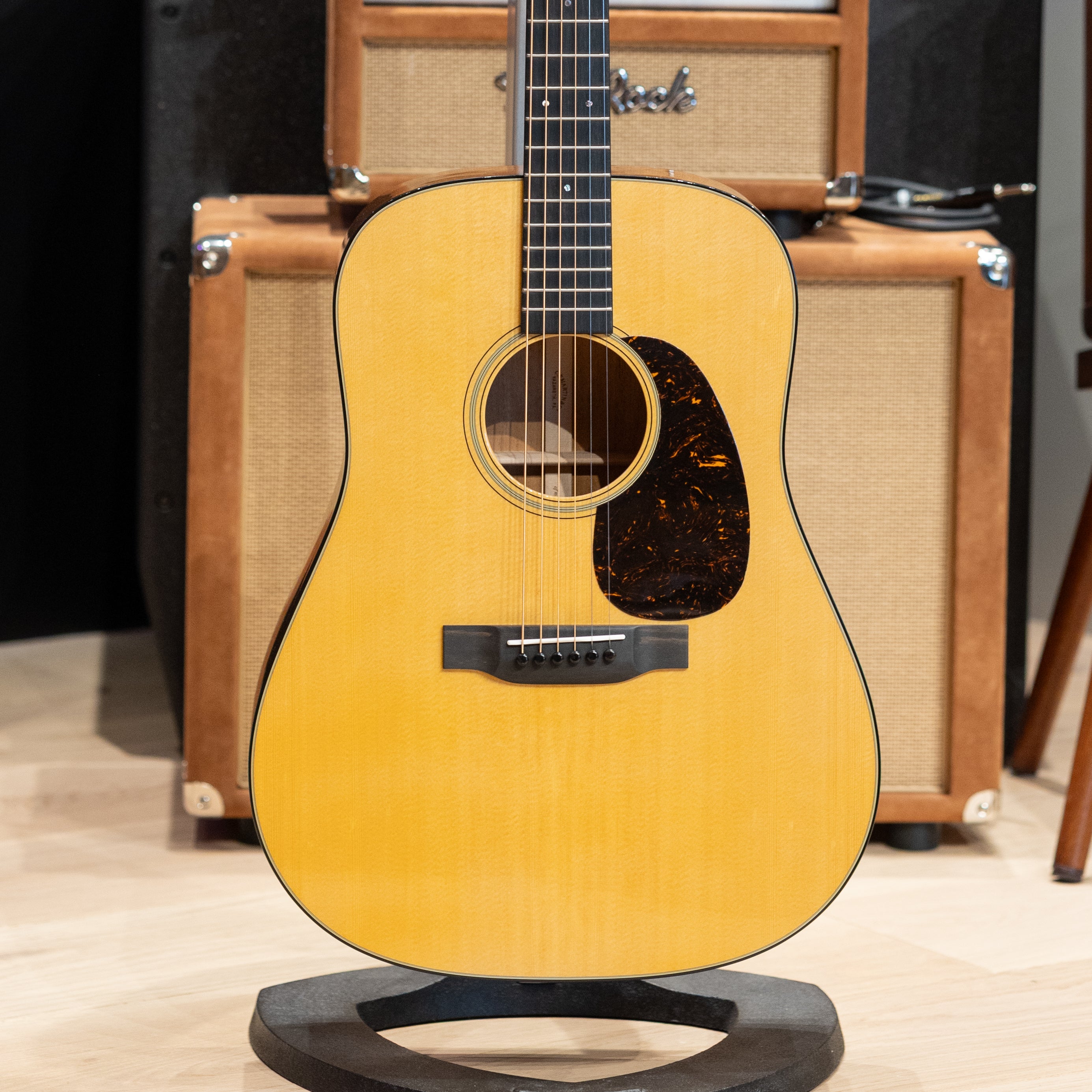 Martin D-18 Standard - Natural – Round Hill Music Co