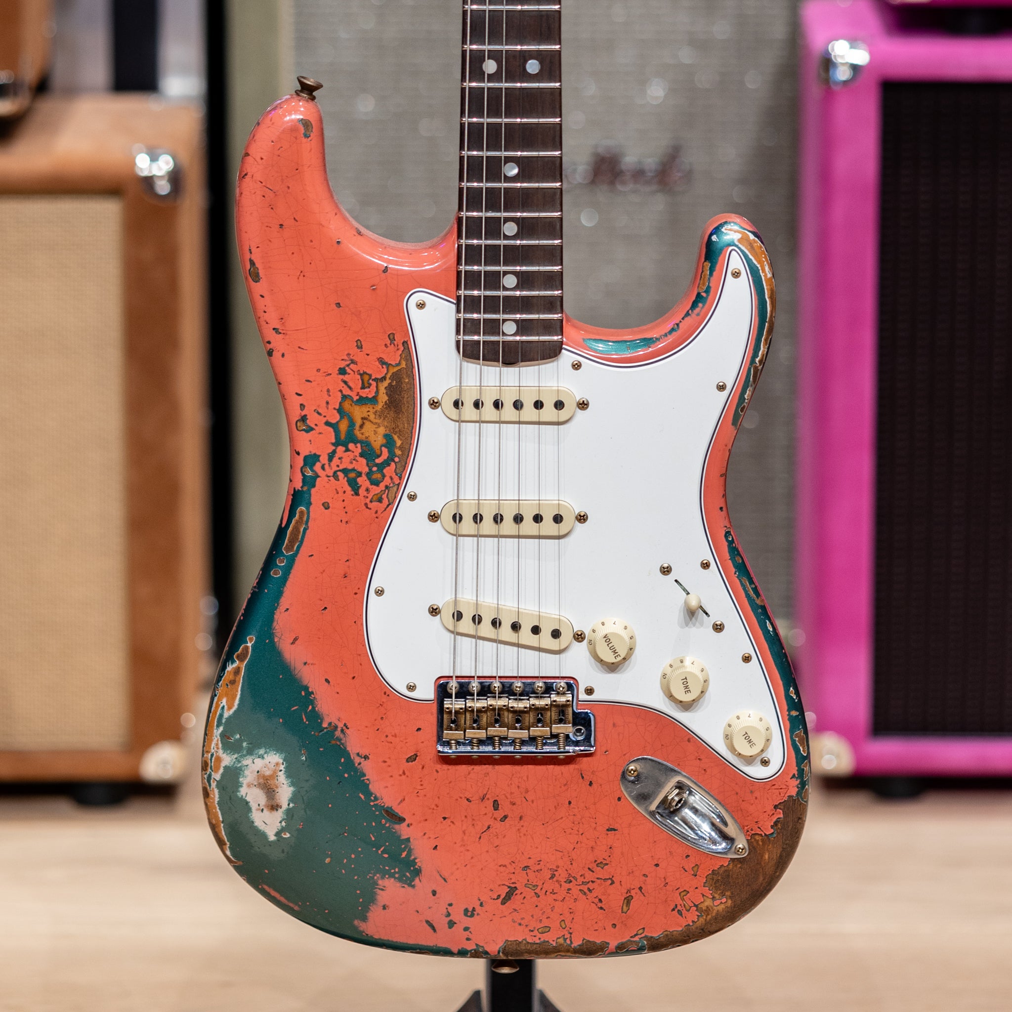 ほぼ新品】Fender Custom Shop1965 Stratocaster Fender Custom Shop 1965 Stratocaster Super Heavy Relic - Super