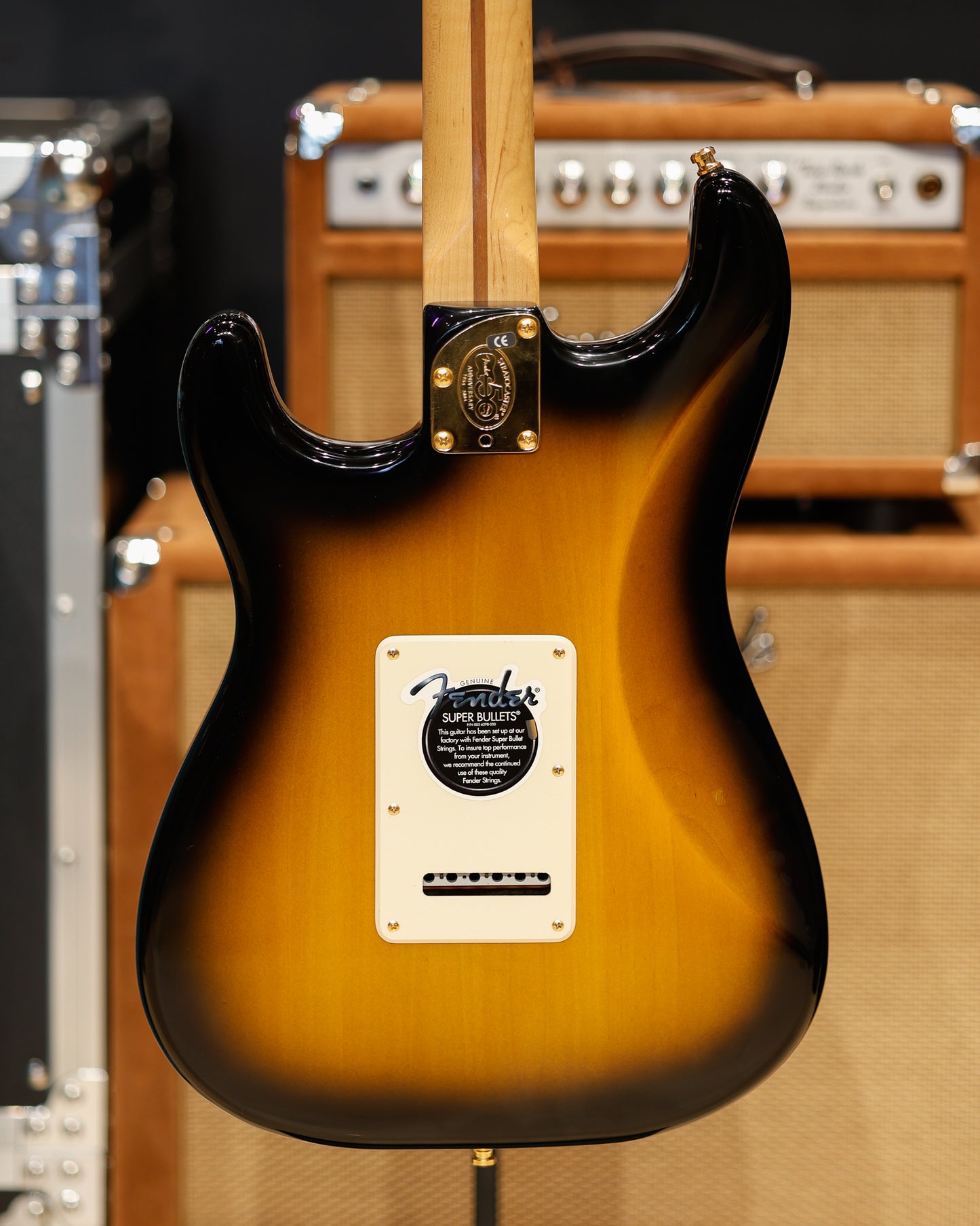 Fender 50th Anniversary American Deluxe Stratocaster 2004 (Pre-Owned) - 2-Color Sunburst