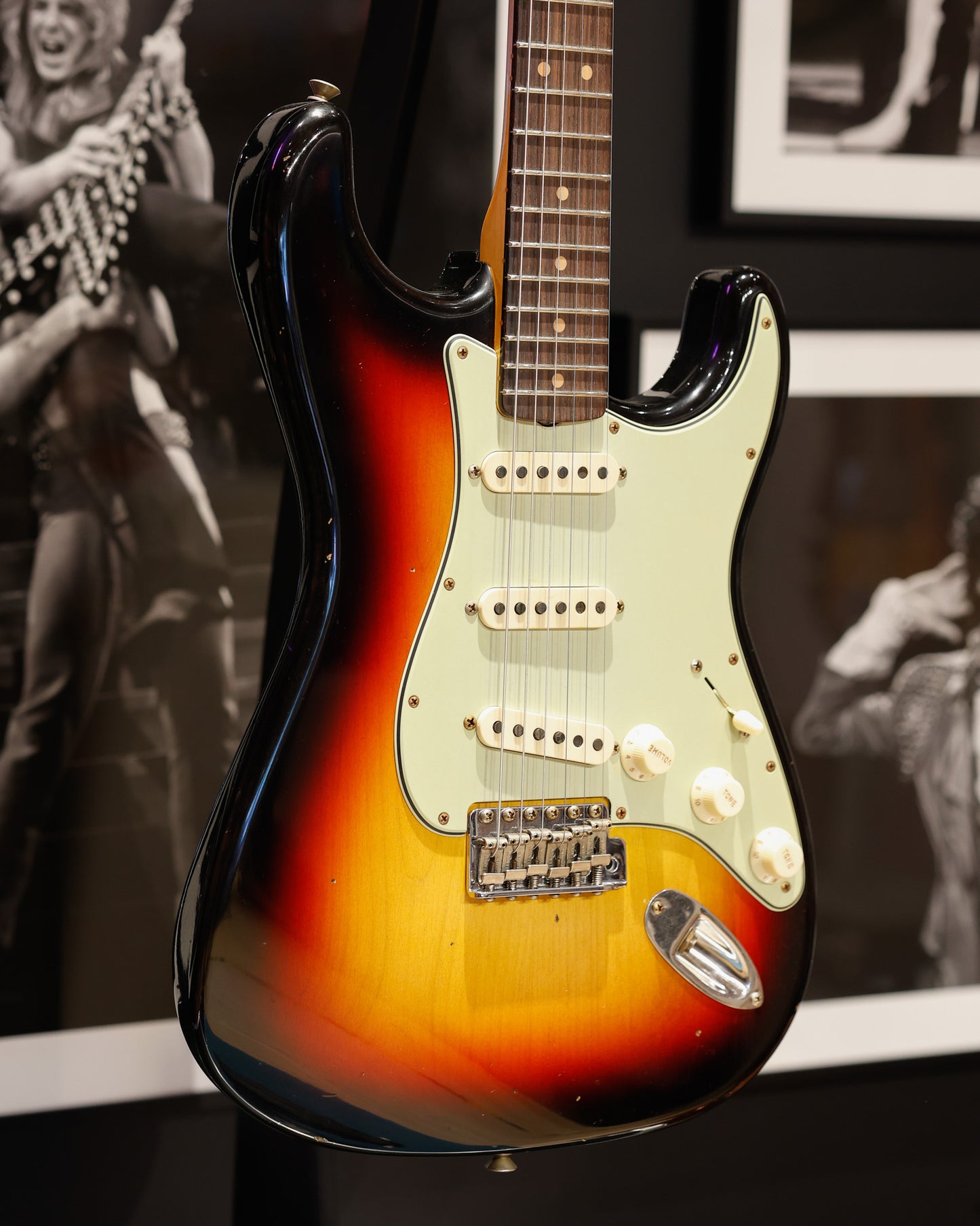 Fender Custom Shop 64 L-Series Stratocaster Journeyman - Target 3-Tone Sunburst