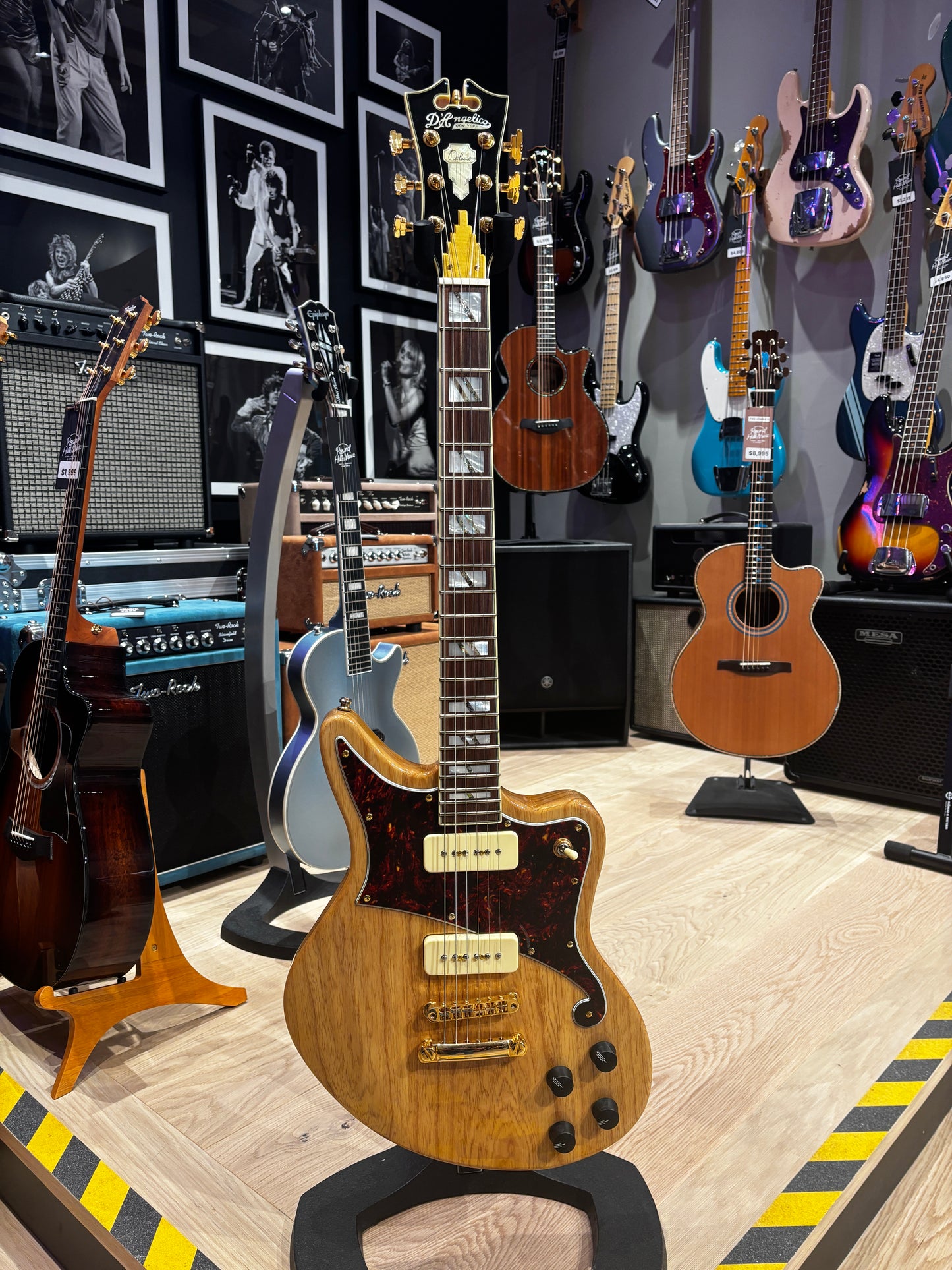 D'Angelico Deluxe Bedford Offset with Stoptail - Natural Swamp Ash (Pre-Owned)