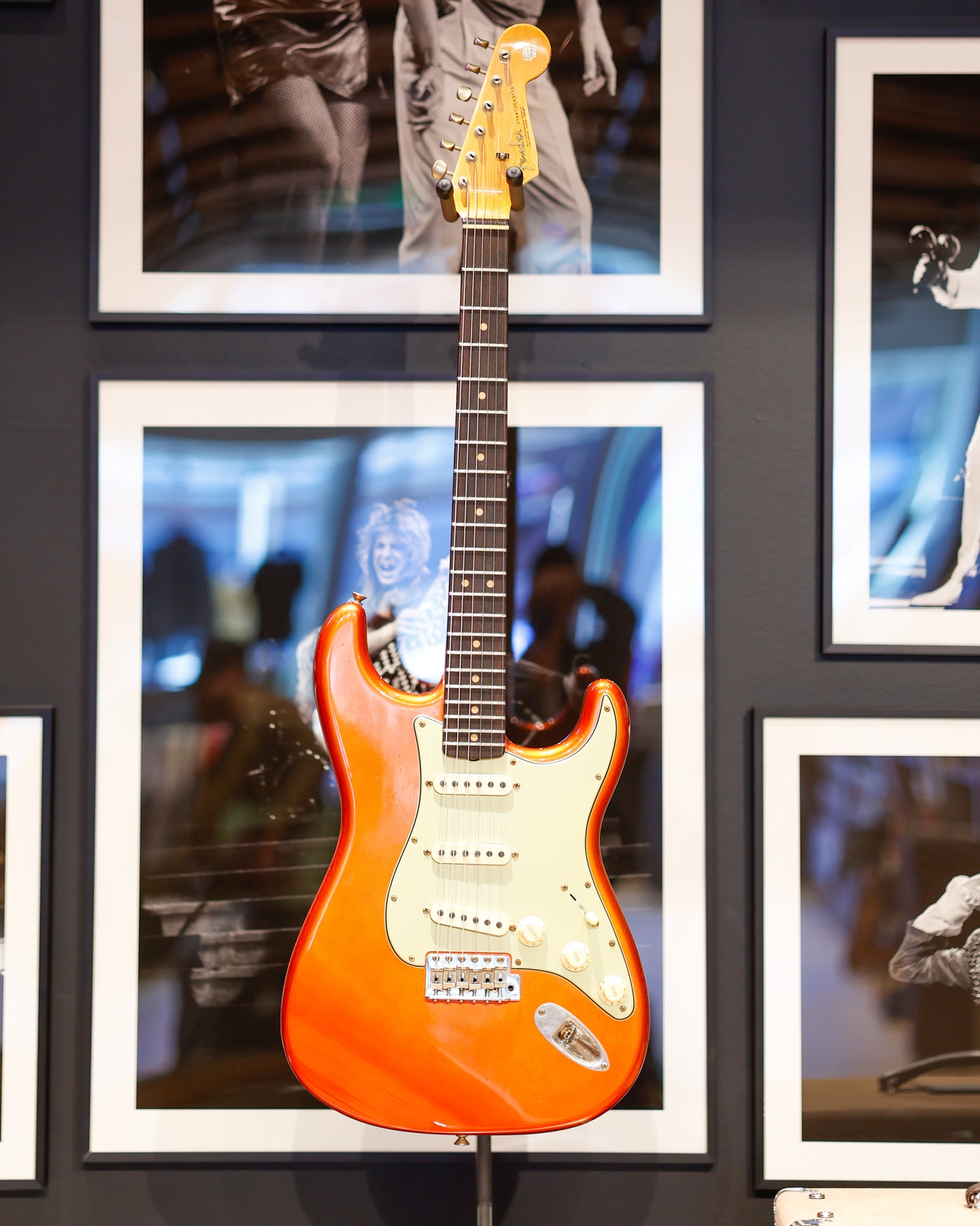 Fender Custom Shop 64 L-Series Stratocaster Journeyman - Aged Candy Tangerine