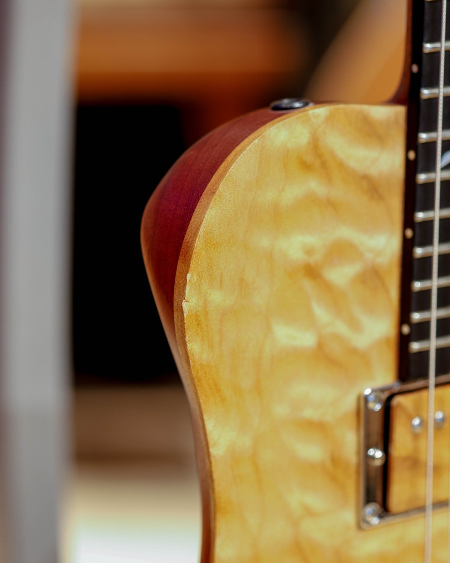 Warrior Isabella Custom Signature - Natural (Pre-Owned)