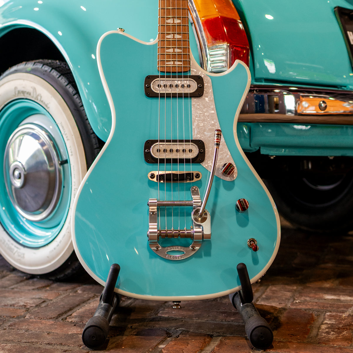 Powers Electric A-Type PF42 Two-Tone - Tiffany & Moonlight White