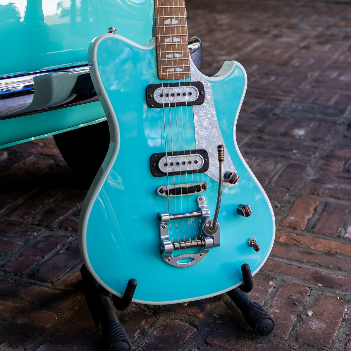 Powers Electric A-Type PF42 Two-Tone - Tiffany & Moonlight White