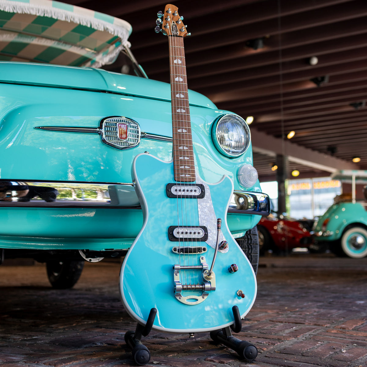 Powers Electric A-Type PF42 Two-Tone - Tiffany & Moonlight White