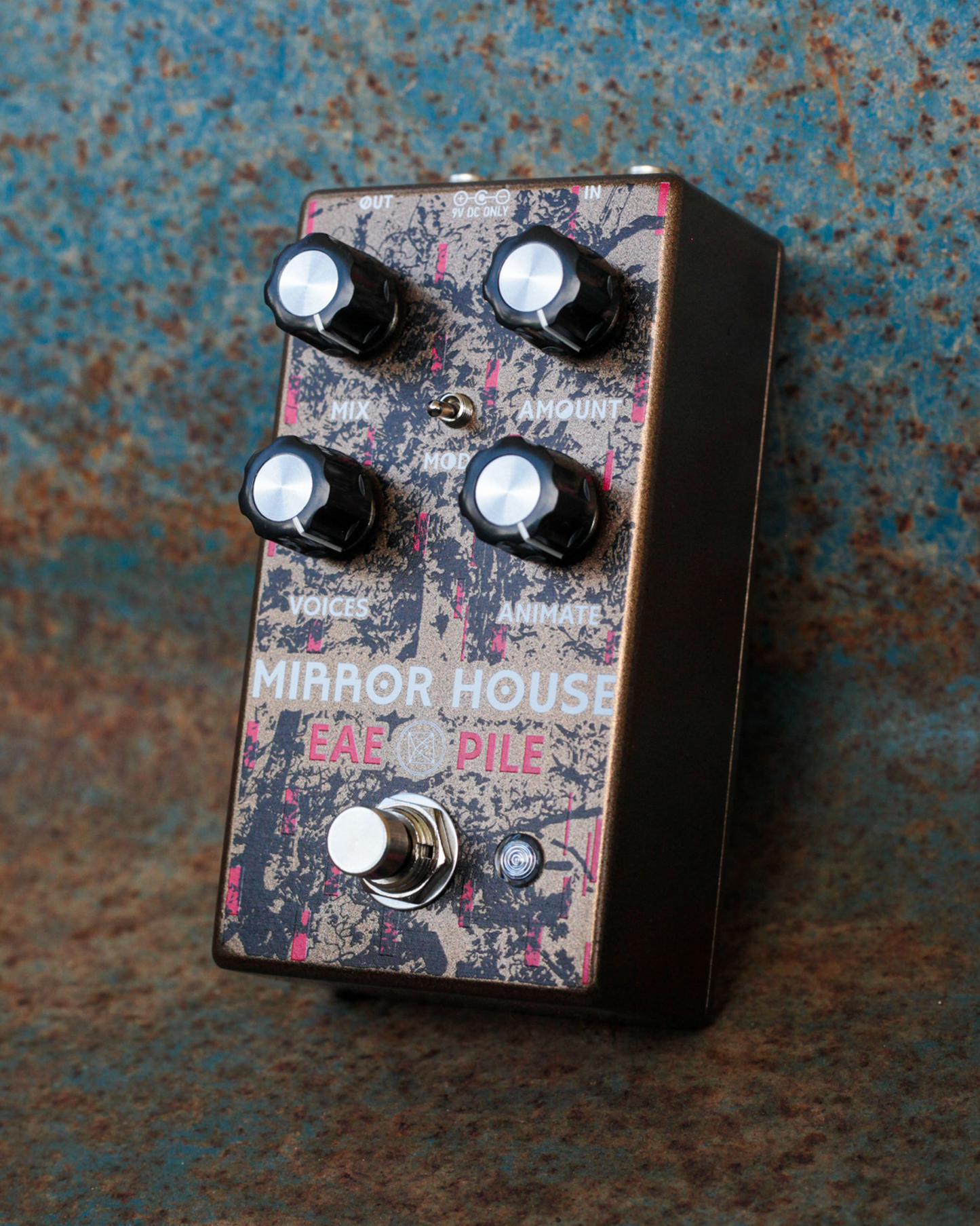 Electronic Audio Experiments Mirror House Pitch Shifter Pedal