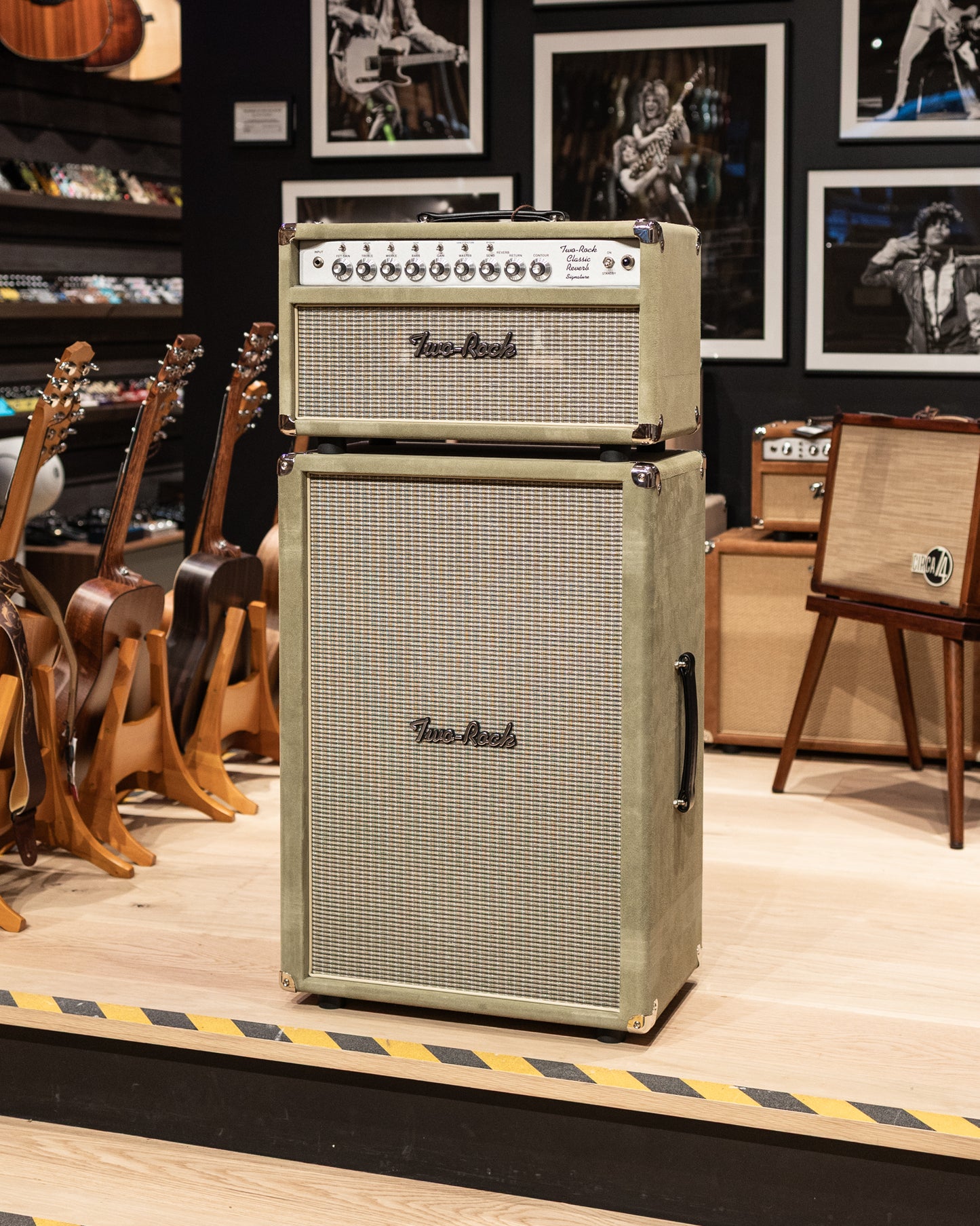 Two-Rock Classic Reverb Signature 100W Head + 2x12 Vertical Cabinet