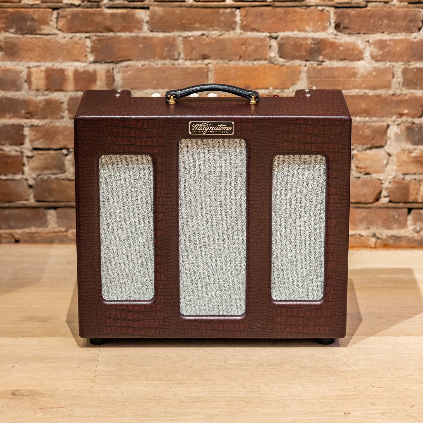 Magnatone Varsity Reverb 15W 1x12 Combo - Burgundy Crocodile