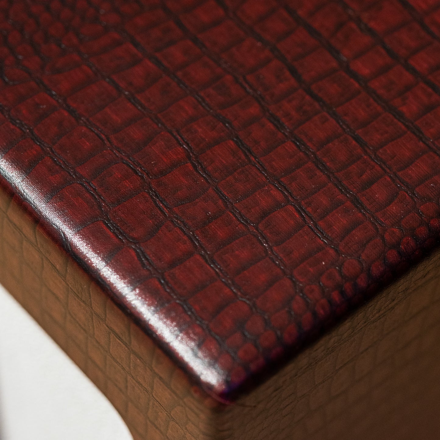 Magnatone Varsity Reverb 15W 1x12 Combo - Burgundy Crocodile