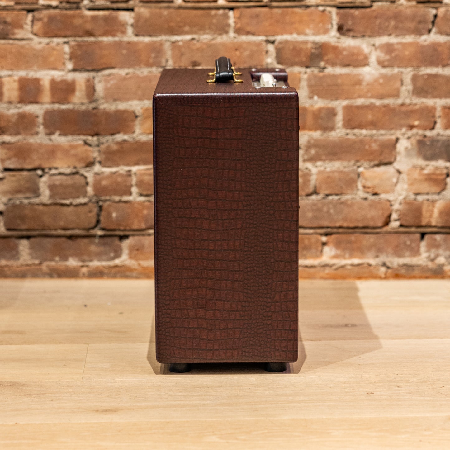 Magnatone Varsity Reverb 15W 1x12 Combo - Burgundy Crocodile