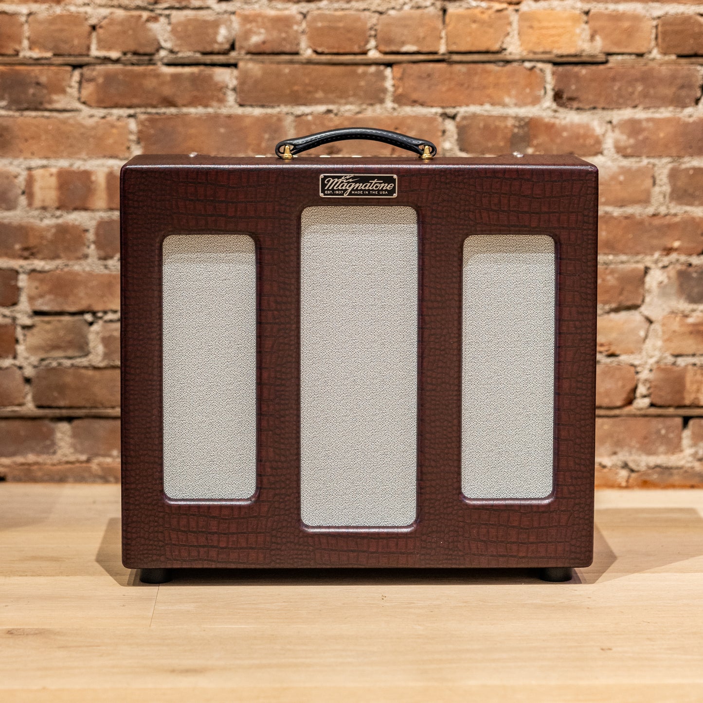 Magnatone Varsity Reverb 15W 1x12 Combo - Burgundy Crocodile