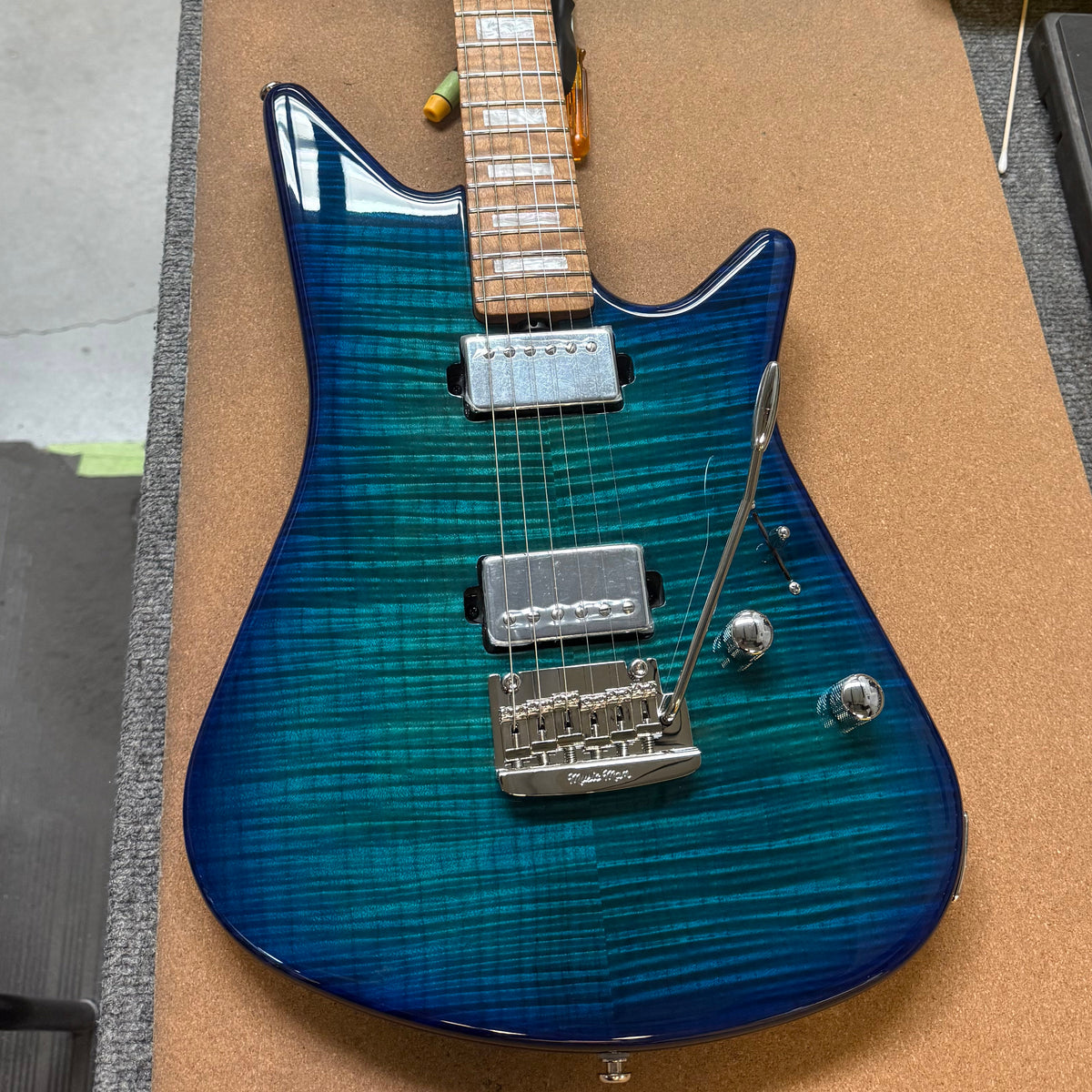 Ernie Ball Music Man BFR Albert Lee HH - Malibu Burst
