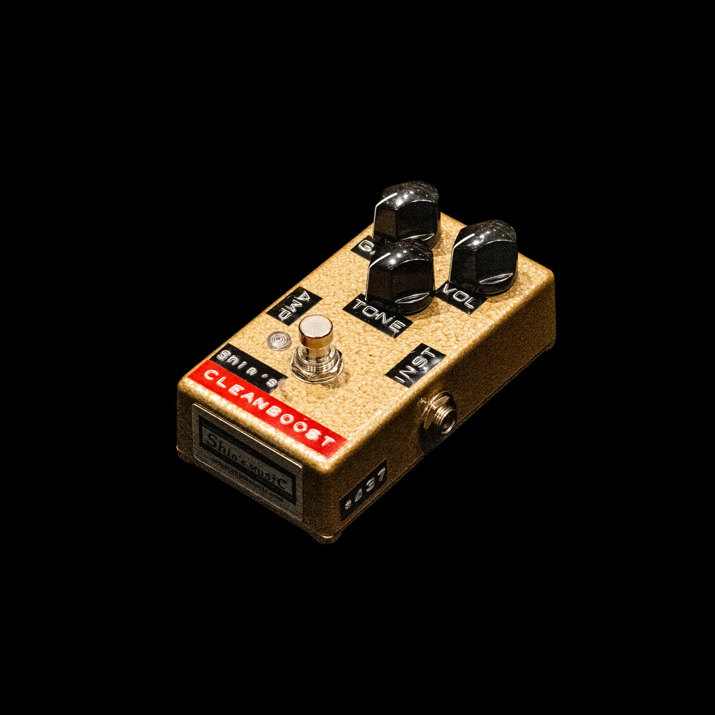 Clean Boost Custom Booster Pedal - Gold Hammer