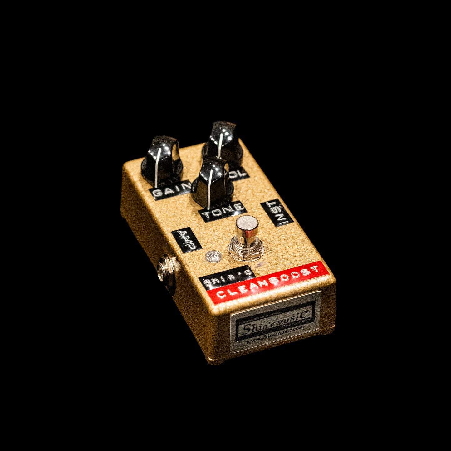 Clean Boost Custom Booster Pedal - Gold Hammer