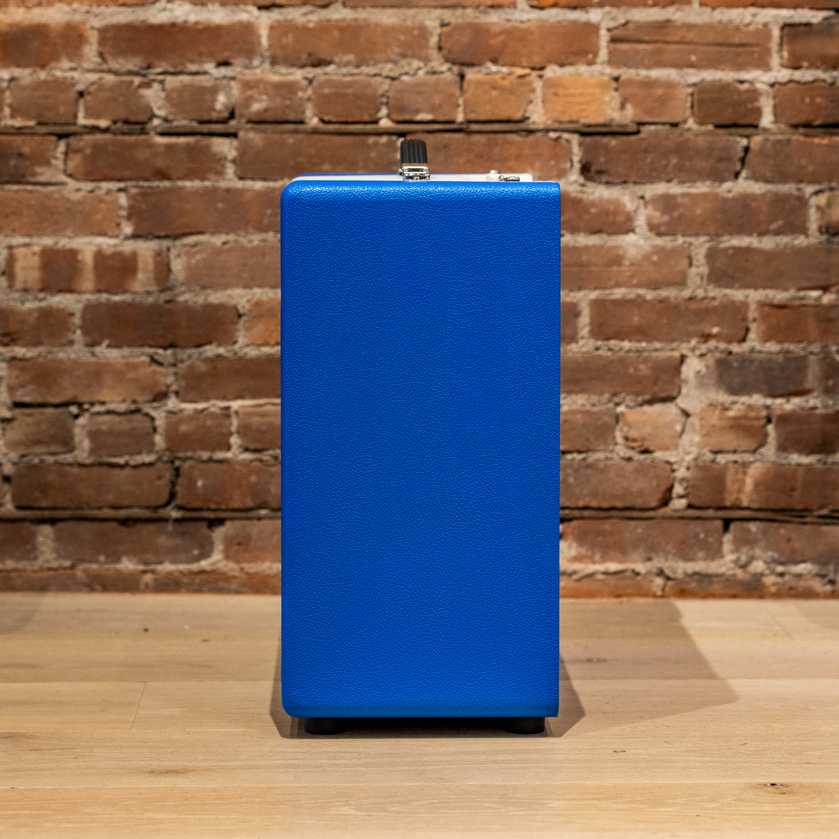 Divided by 13 CJ 11 1x12 Combo - Regency Blue / Ivory Bronco
