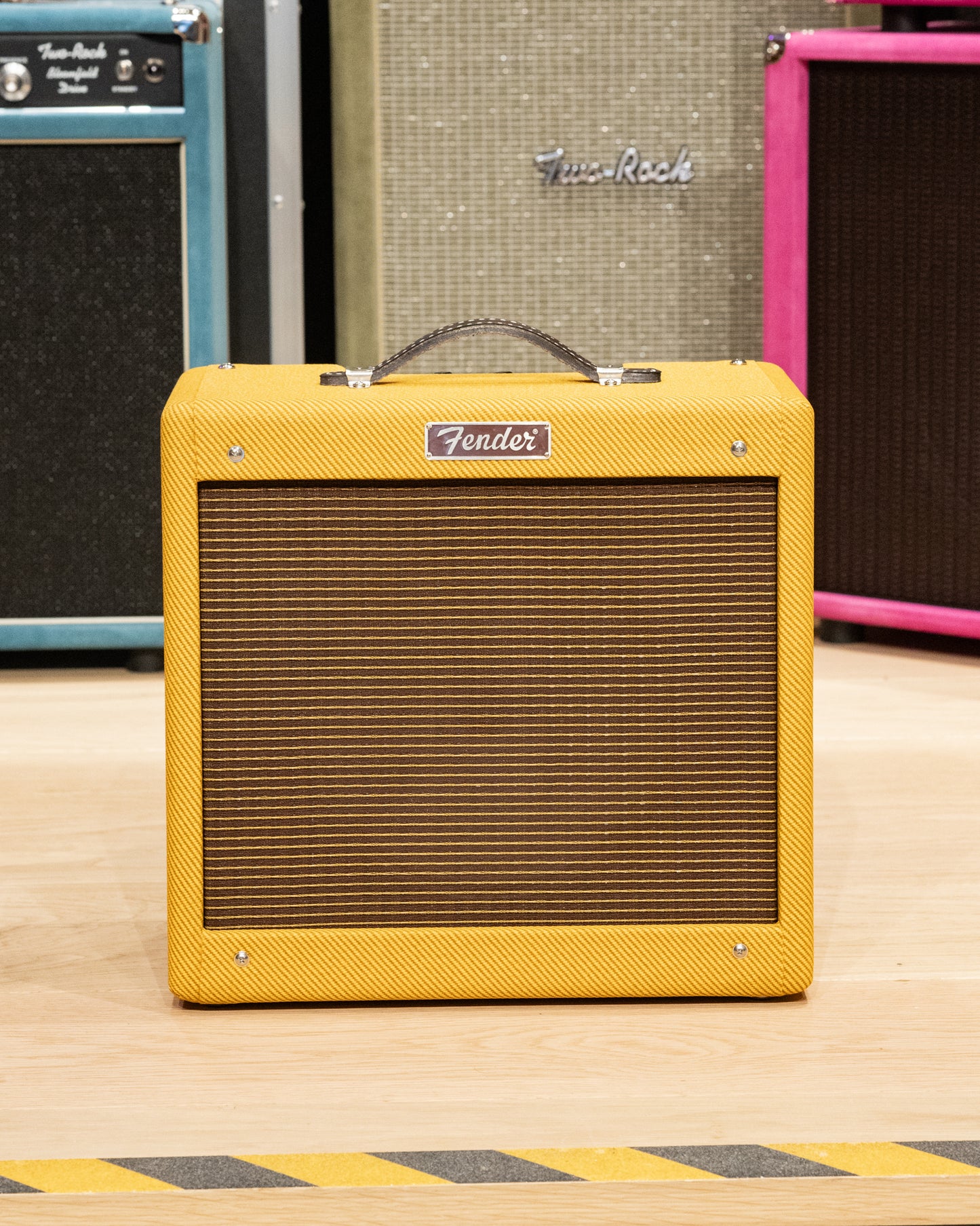 Fender Pro Junior IV Lacquered Tweed w/Jensen Speaker 15W 1x10 Combo
