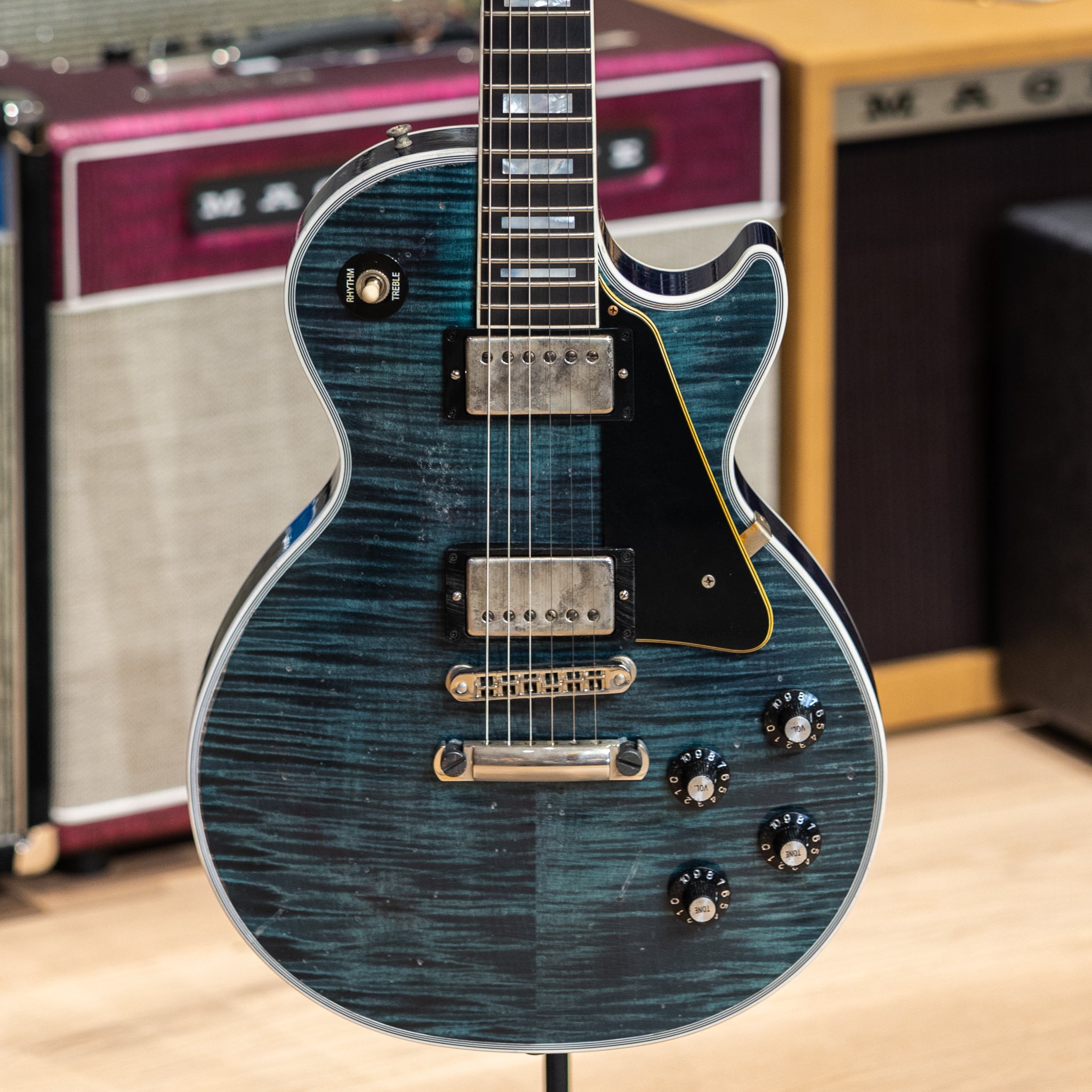 Heavy Box Example Gibson Custom Les Paul Custom Figured Murphy Lab Heavy Aged - Nordic B ...