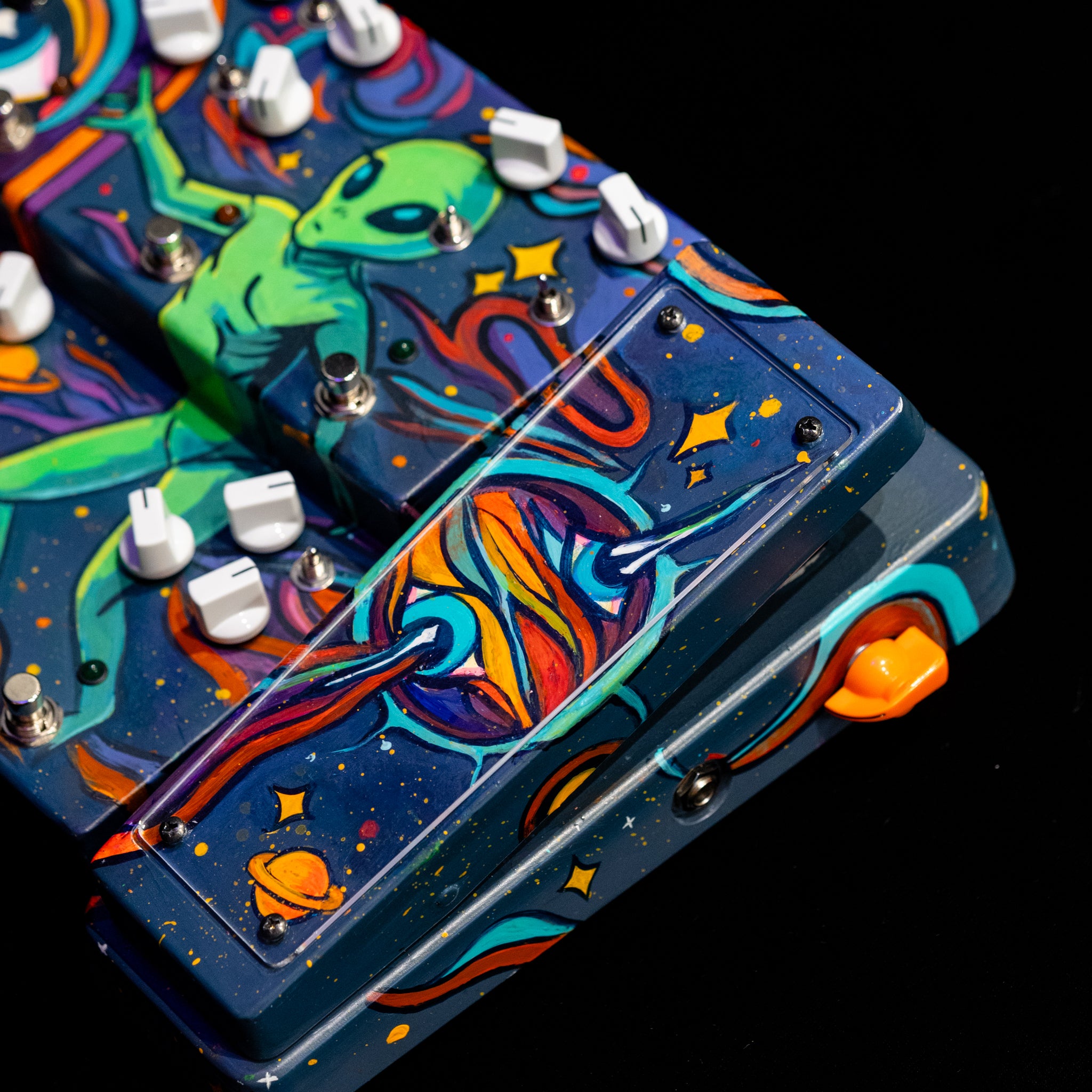 JAM Pedals Custom Multi-FX - Alien Abduction – Round Hill Music Co