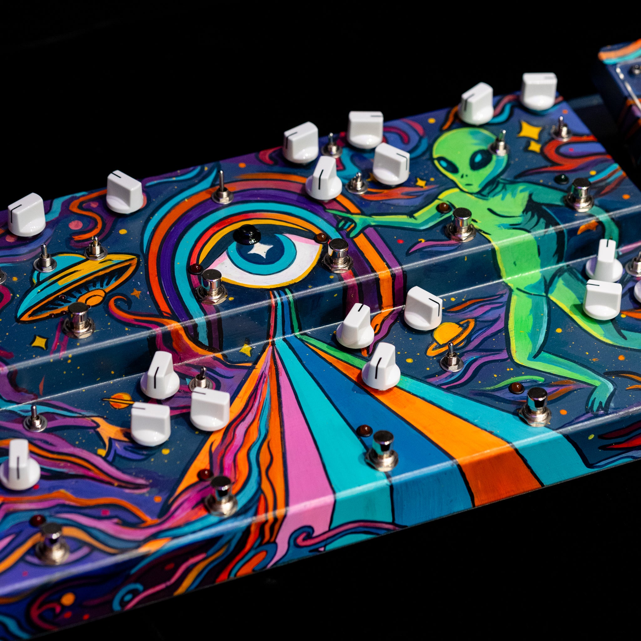 JAM Pedals Custom Multi-FX - Alien Abduction – Round Hill Music Co