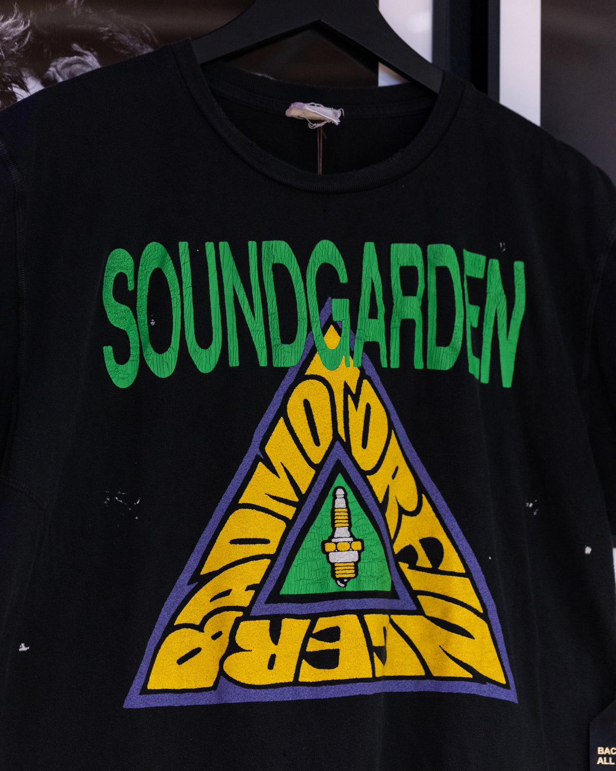 Madeworn Soundgarden Fingaz 4 Life 90's Fit Tee - Coal