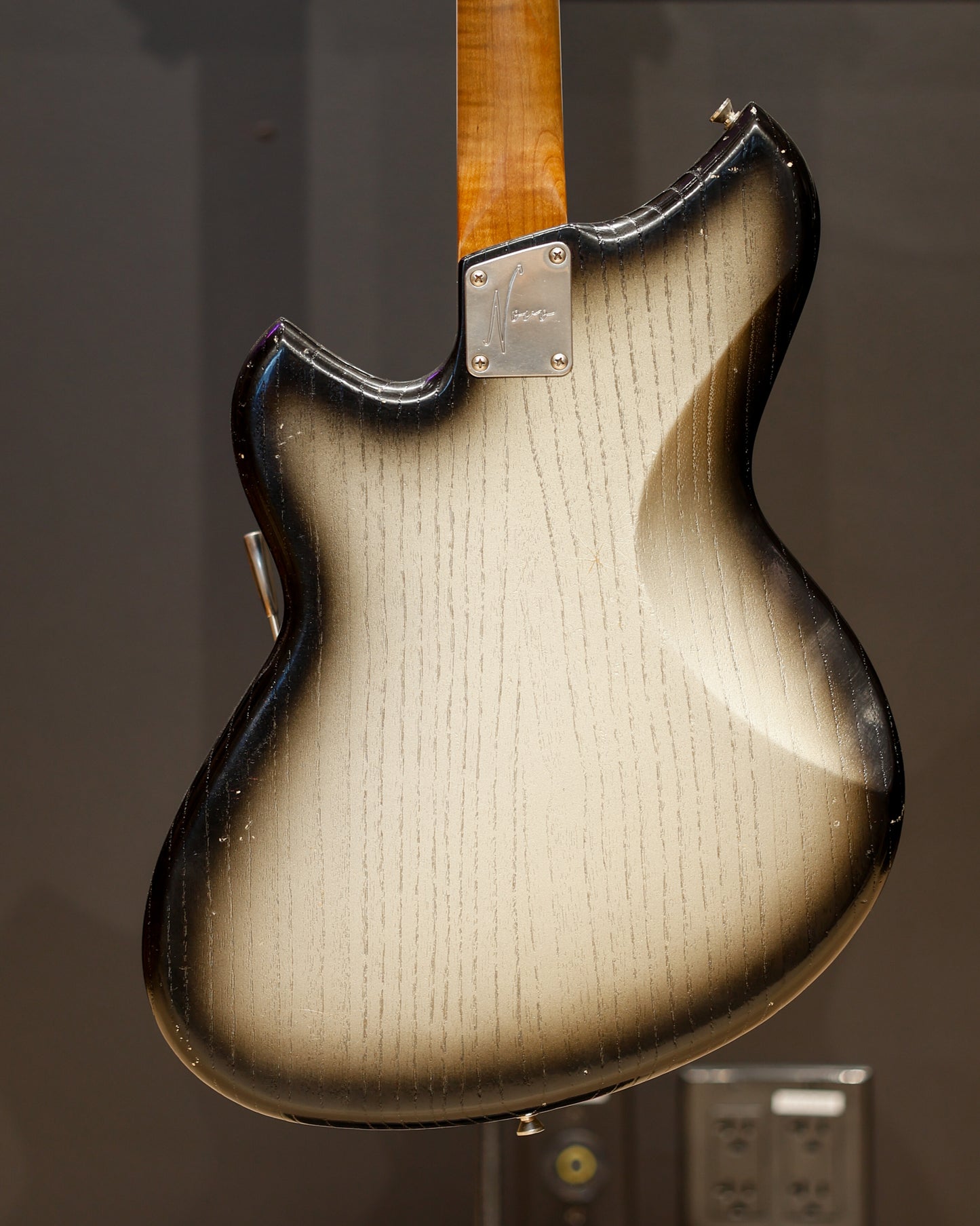 Novo Miris J - Inca Burst