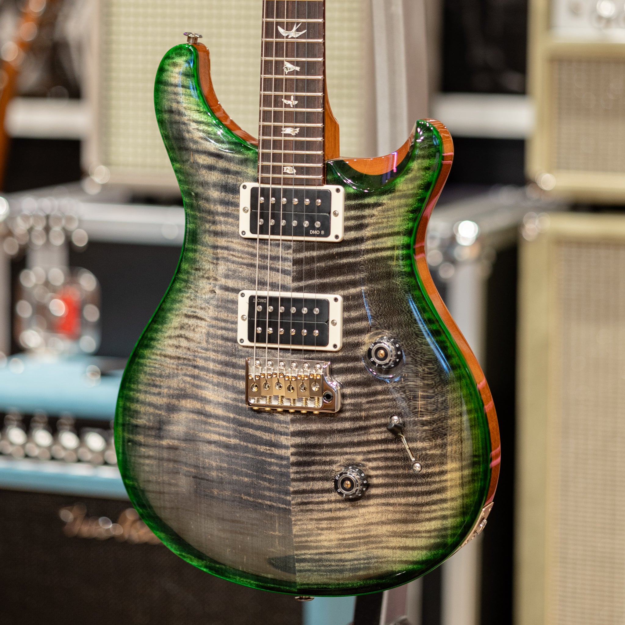 lunazou（PRS custom 24 Emerald 2013） PRS Custom 24 - Charcoal Emerald Green Burst – Round Hill Music Co