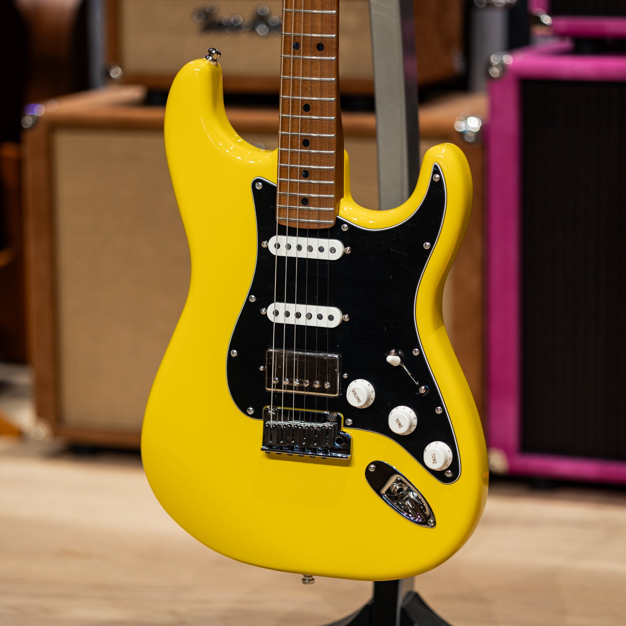 Fender American Ultra II Stratocaster HSS FSR - Graffiti Yellow