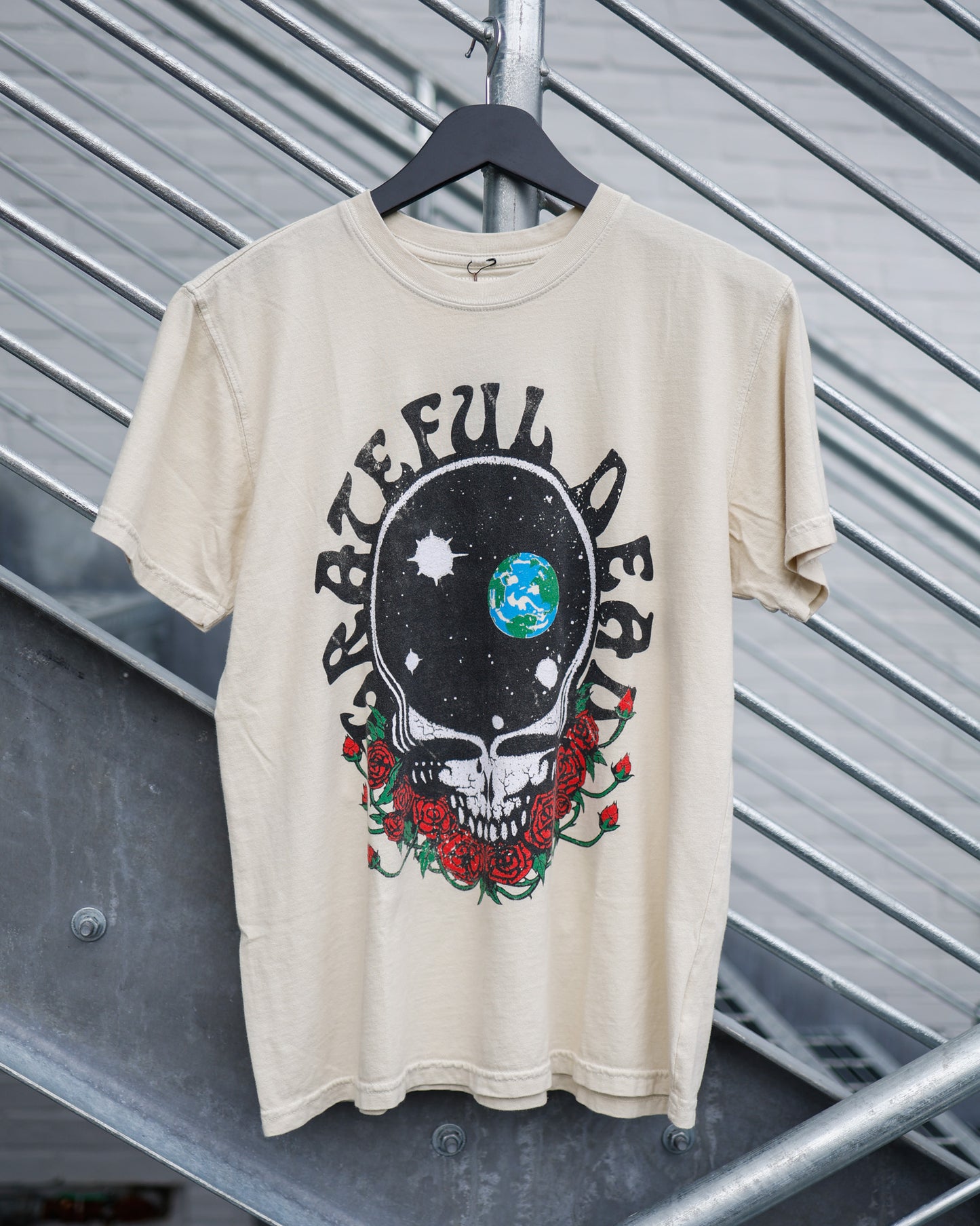 The Grateful Dead Men's T-Shirt - Ivory